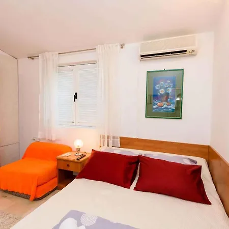 In - Makarska Riviera 43538 Apartment *