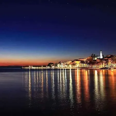 In - Makarska Riviera 43538 Daire Gradac (Split-Dalmatia)
